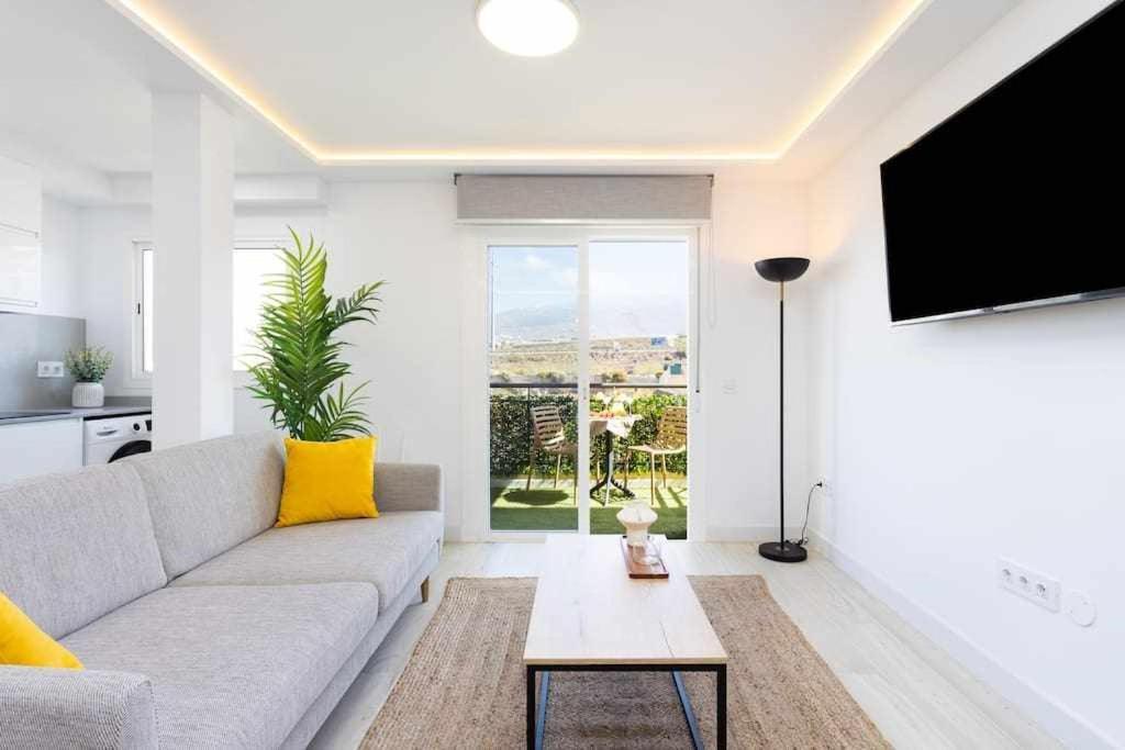 Sunnyland Apartment Arona Cho Zewnętrze zdjęcie