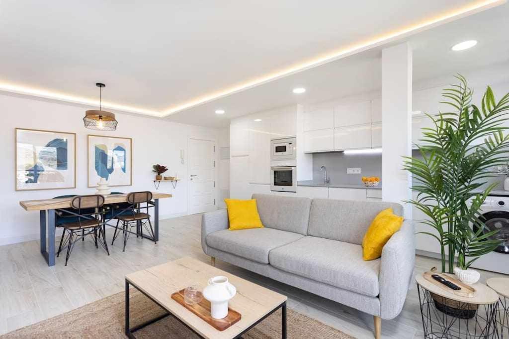 Sunnyland Apartment Arona Cho Zewnętrze zdjęcie