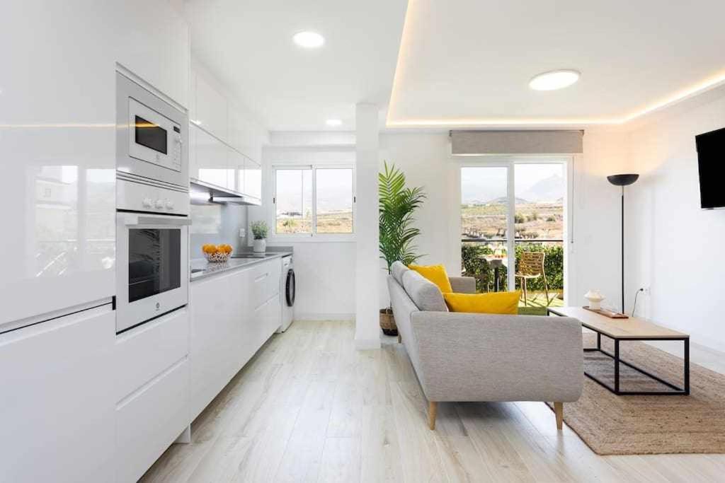 Sunnyland Apartment Arona Cho Zewnętrze zdjęcie